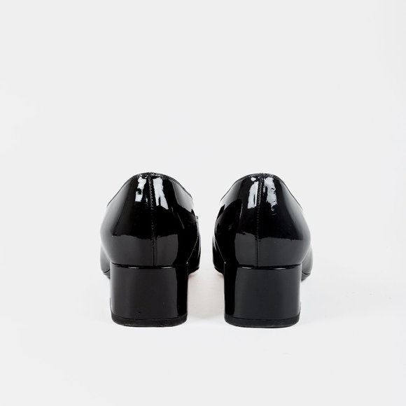 SOLD Saint Laurent Patent Leather Black & White Tassel Loafers - Picture 3 of 9